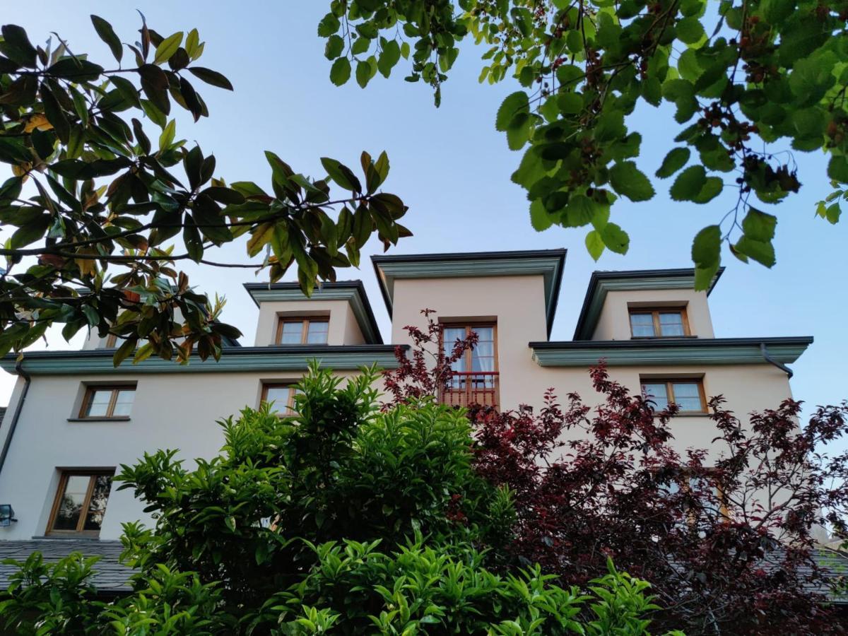 Las Casonas De Avellaneda Navia Exterior foto